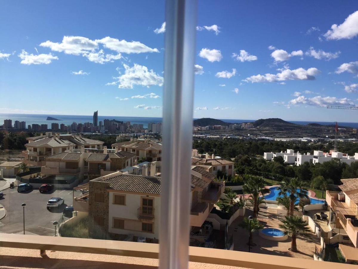 2 Bed Penthouse Apartment - Sea Views - Sleeps 4 Финестрат Экстерьер фото