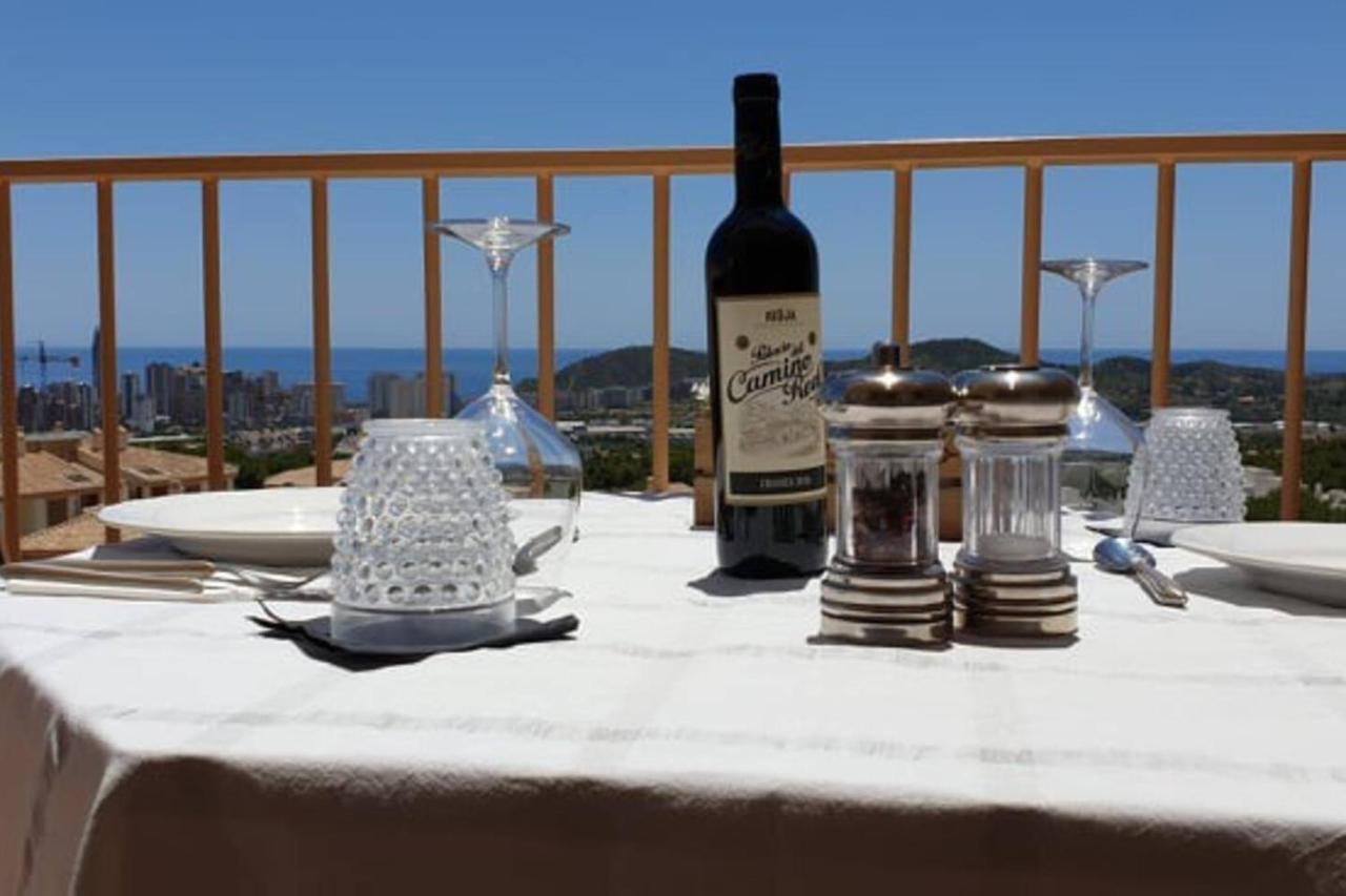2 Bed Penthouse Apartment - Sea Views - Sleeps 4 Финестрат Экстерьер фото