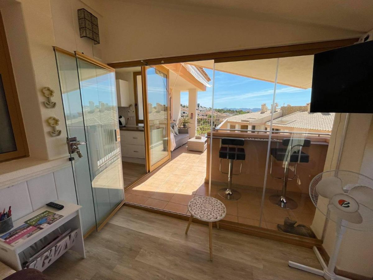 2 Bed Penthouse Apartment - Sea Views - Sleeps 4 Финестрат Экстерьер фото