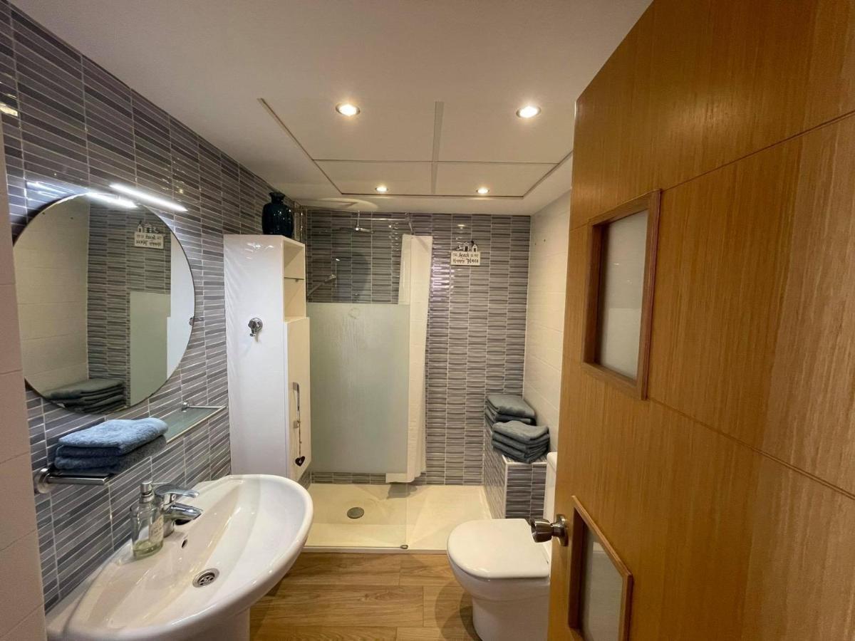 2 Bed Penthouse Apartment - Sea Views - Sleeps 4 Финестрат Экстерьер фото